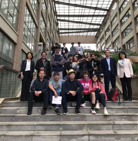 郑州11中国际部携手美国圣玛丽中学师生代表来我校参观交流 -国际合作交流中心
