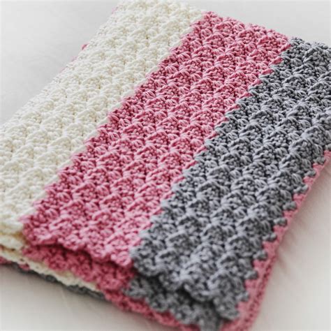 40 Quick And Easy Crochet Baby Blanket Patterns