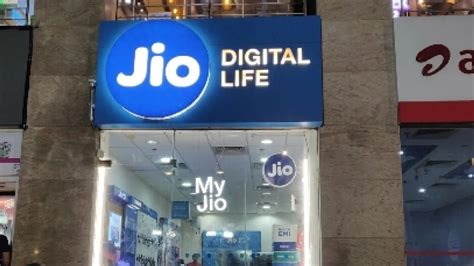 Reliance Jio Cable System To Connect Maldives Directly To India, S'pore