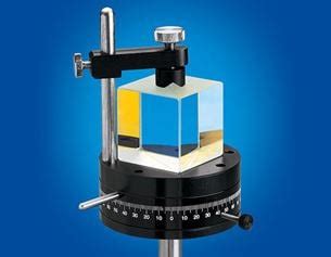 Prism and Beamsplitter Mounts | Edmund Optics