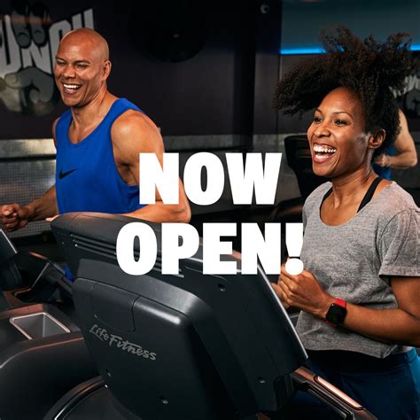 CRUNCH FITNESS - NORWOOD - 3170 Webster Ave, Bronx NY - Hours ...
