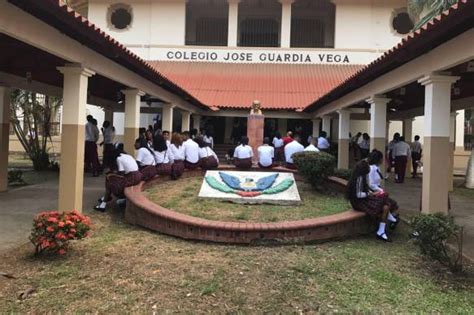 Cuatro estudiantes heridos en Colegio de Colón, Meduca aplicará medidas