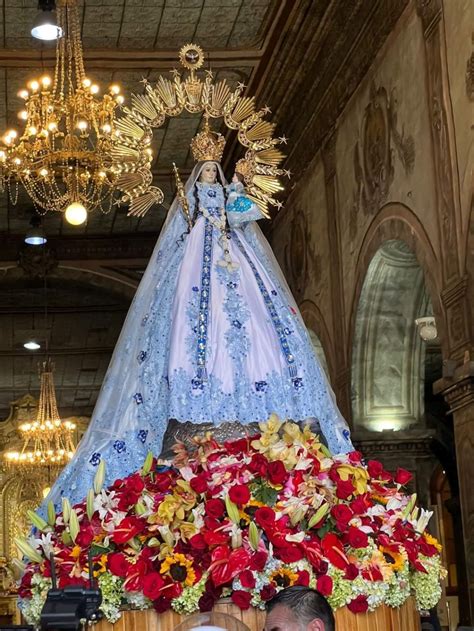 ECUADOR Cientos de feligreses acompañan a la virgen del Cisne hasta la ...