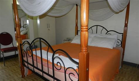 HIBISCUS GUEST HOUSE (Nairobi) - Inn Reviews & Photos - Tripadvisor