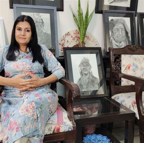 Meet Indian Army Wife Who Creates Fascinating Pictures as Self-Taught ...