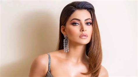 Urvashi Rautela Now Lives In A Lavish Rs 190 Crore Home Next To Yash ...