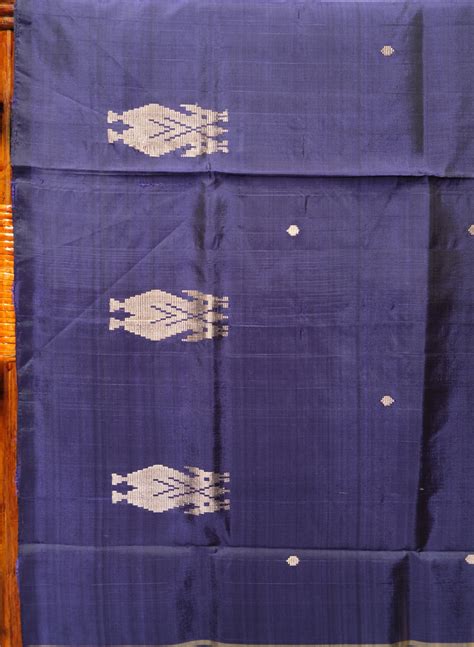 Navy Blue | Cream – Margazhi