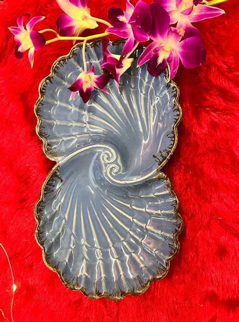 Dual Shell Platter – Timaya's Decor