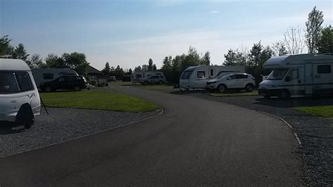 NEW FOREST CARAVAN AND MOTORHOME CLUB CENTENARY CAMPSITE (Bransgore ...