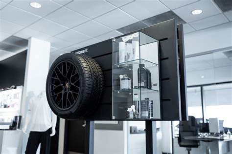 Auto Service, Oil Change & Car Maintenance near The Villages | Porsche of Ocala