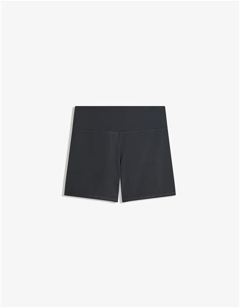 Shorts and bermudas - Women | Bershka