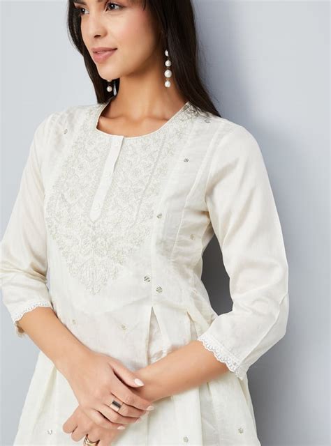 Buy Women Embroidered Straight Kurta Set Online at just Rs. 1699.0 ...