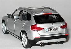 bmw x1 1 43 1 43 bmw x1 e84 titansilber silber silver dealer edition bmw x1 1 43 1 43 bmw x1 e84 titansilber silber silver dealer edition