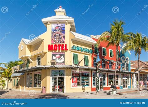 Shops in Fort Myers Beach, Florida, USA Editorial Photo - Image of ...