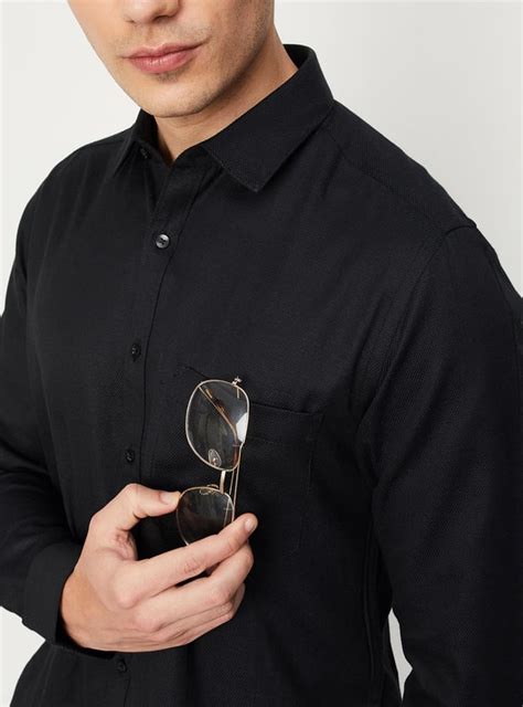 Buy Men Solid Slim Fit Structured Formal Shirt Online at just Rs. 699.0 ...