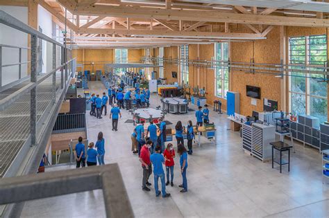 Sustainable Investment in the Future: Training at Plansee | Plansee