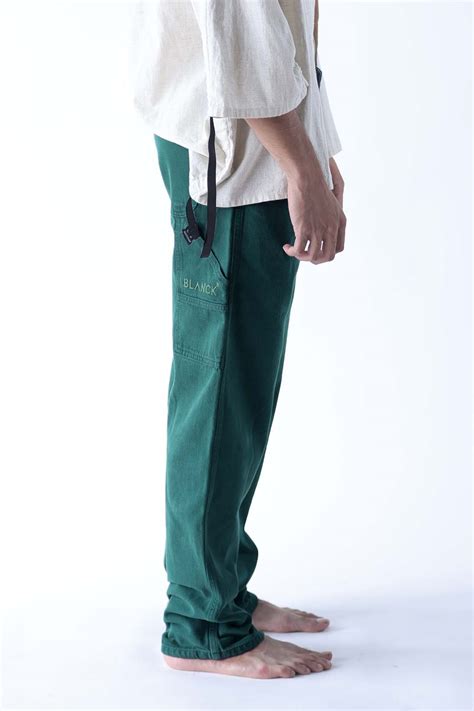 Elevate Your Style with Green Cargo Pants & Colored Jeans | Top ...