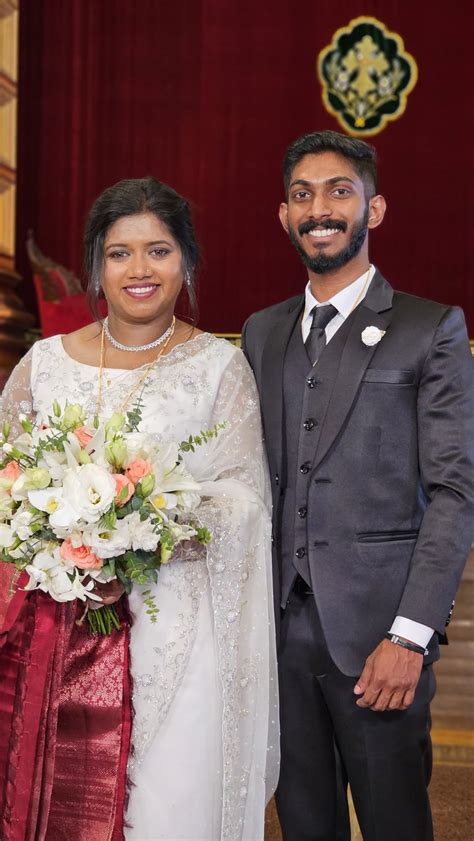 Buy Peluche A Sombre Retreat Off White Brooch for Men at Amazon.in