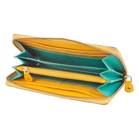 Buy Chumbak Yellow Synthetic Women's Wallet (8904218007610) at Amazon.in