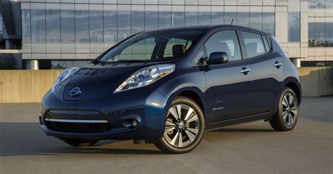 nissan leaf electric car reviews