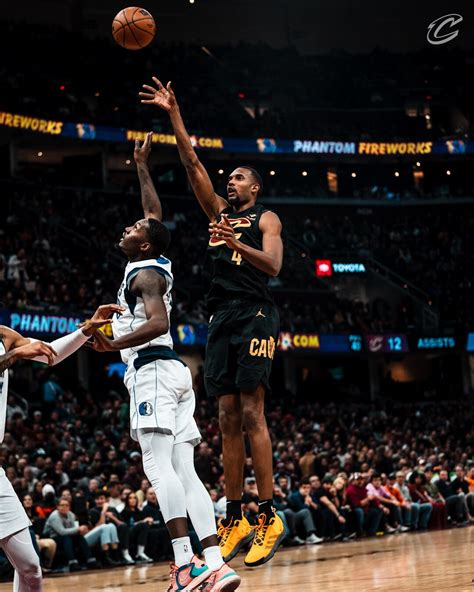 Cavs vs Mavericks Through the Lens Photo Gallery | NBA.com