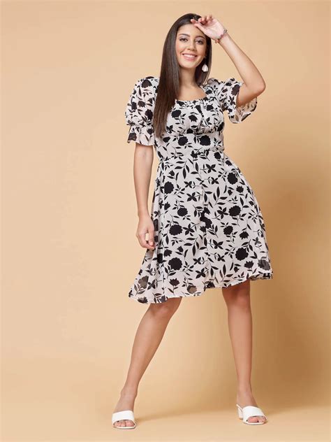 Floral Print Fit & Flare Dress – CINK