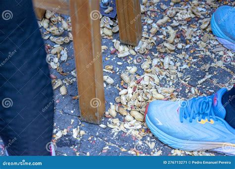 What Restaurant Do You Throw Peanut Shells On The Floor at Annabelle ...