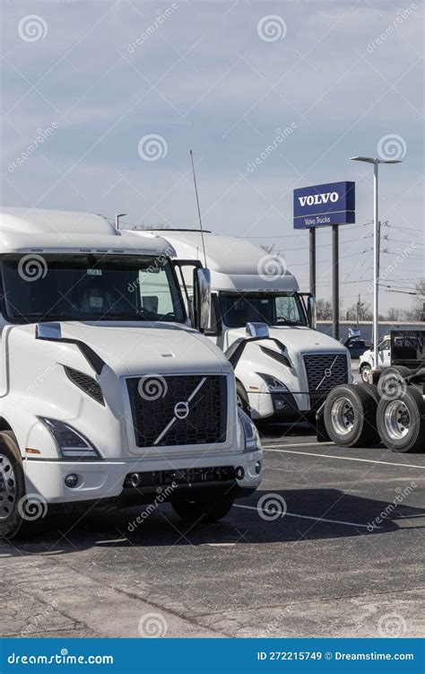 Volvo Big-Rig Trucks 的图像结果