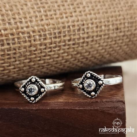 Toe rings – Page 2 – Nakoda Payals