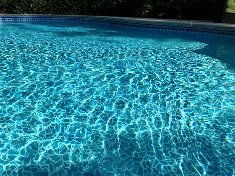 Inground Swimming Pool Liners: Guide to Choosing A Vinyl Pool Liner