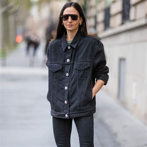 Black Denim Jacket Outfit Woman at Travis Day blog