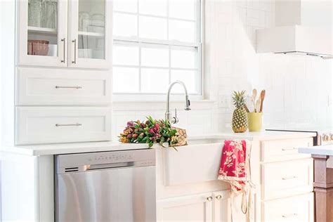 How to Select the Perfect Kitchen Sink Designs for Your Kitchen? - Decorpot