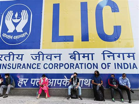 lic: LIC IPO: As market volatility and war threat loom, the government ...
