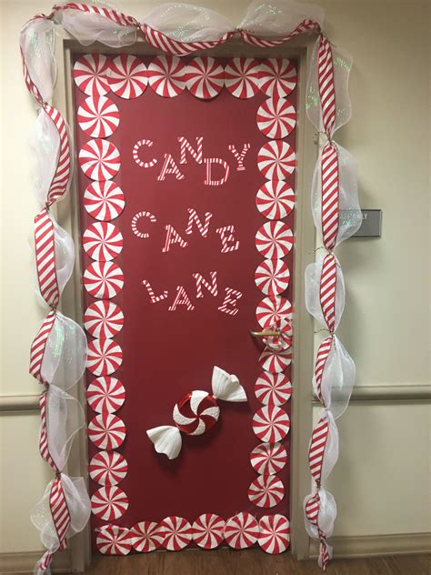 DIY Christmas Door Decorations