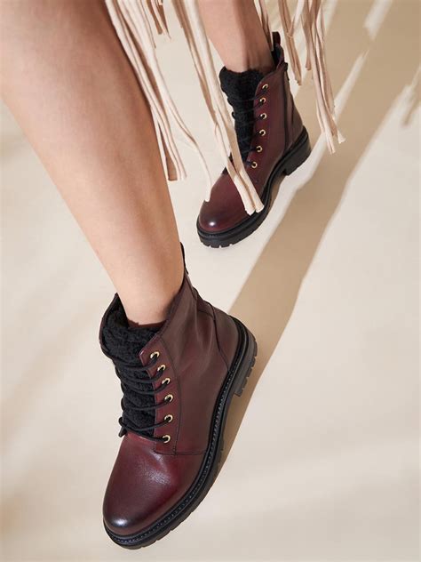 Shop the Best Quality Women's Leather Footwear in India – Peach Flores