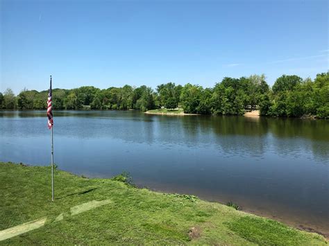 Lake Pointe Yacht Club Inc - Livonia, MI 48150