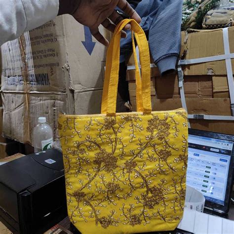 EMBROIDERY ANGOORI BAG 12X12 – Nandi Gifts