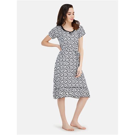 Short Nighty with Heart Print – KOI Sleepwear
