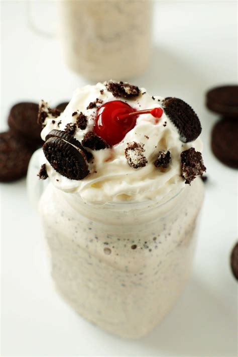 Cookies and Cream Milkshake - The Anthony Kitchen
