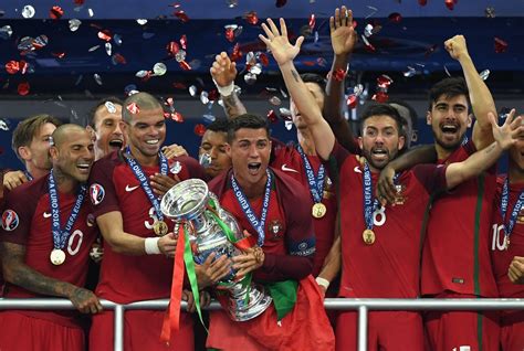 Euro 2016: Portugal crowned champions after Cristiano Ronaldo goes off ...