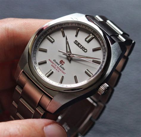 [Grand Seiko] Grab n' Go : r/Watches