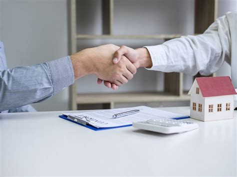 A Favourable Time for NRIs to Invest in Indian Real Estate | Vaishnavi Life