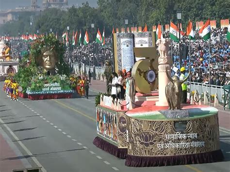 Ministries shine at 76th Republic Day: Empowering marginalised ...