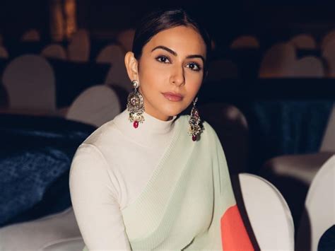 Rakul Preet Singh teams up with Pavail Gulati for a suspense thriller