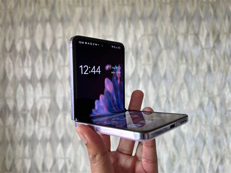 Oppo Find N2 Flip review | Stuff India: The best gadgets and cars news ...