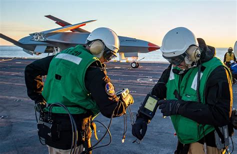 Engineering Tech Careers 的图像结果