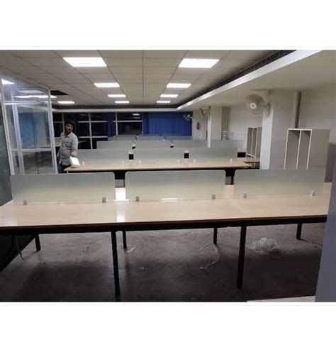 Computer Workstation Table 的图像结果