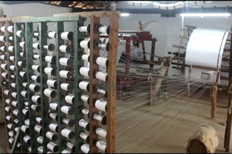 COVID-19: सरकारी कर्मचारियों के लिए सागर जेल के कैदी बना रहे हैं हर दिन ...