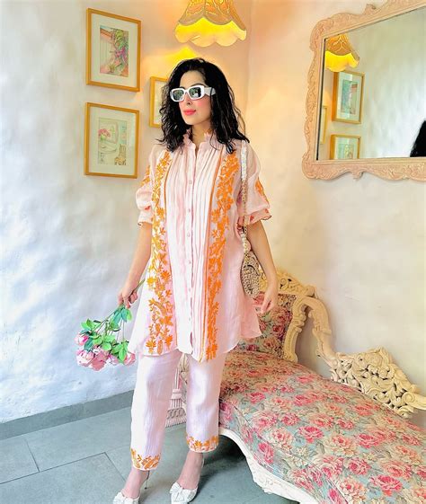 PINK INDO- WESTERN SET