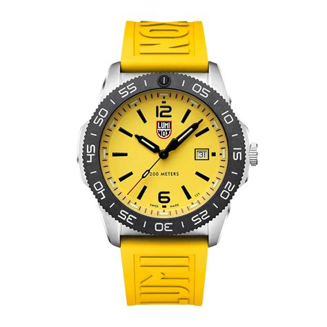 Buy Luminox Rubber Pacific Diver Date Analog Dial Color Yellow Men ...